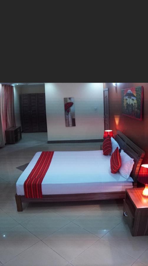 Luxury Beach Villa Inn Dar es Salaam Esterno foto